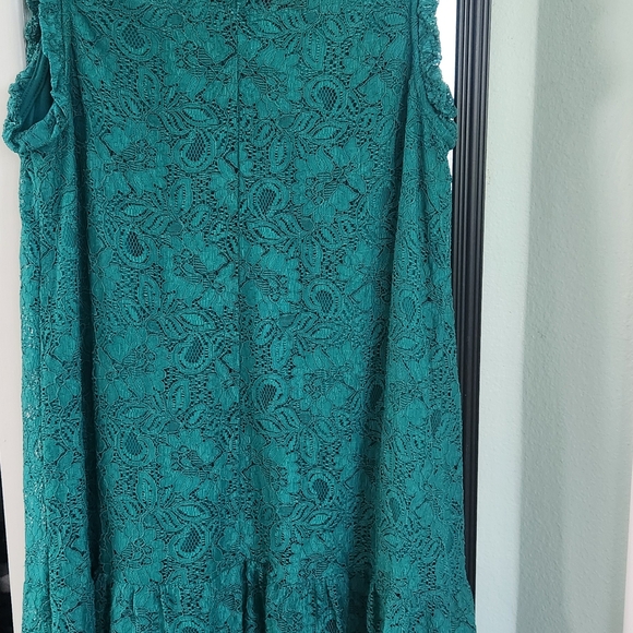 Boutique like dress - Like new - Picture 3 of 3